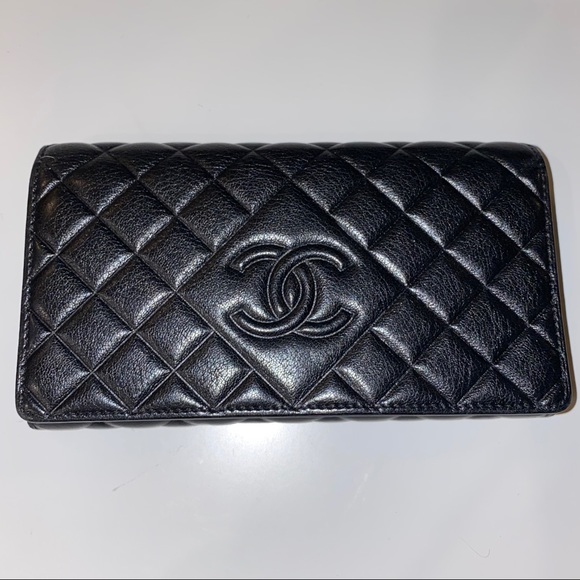 EUC Chanel Diamond CC Black Calfskin Flap Wallet - Picture 1 of 9